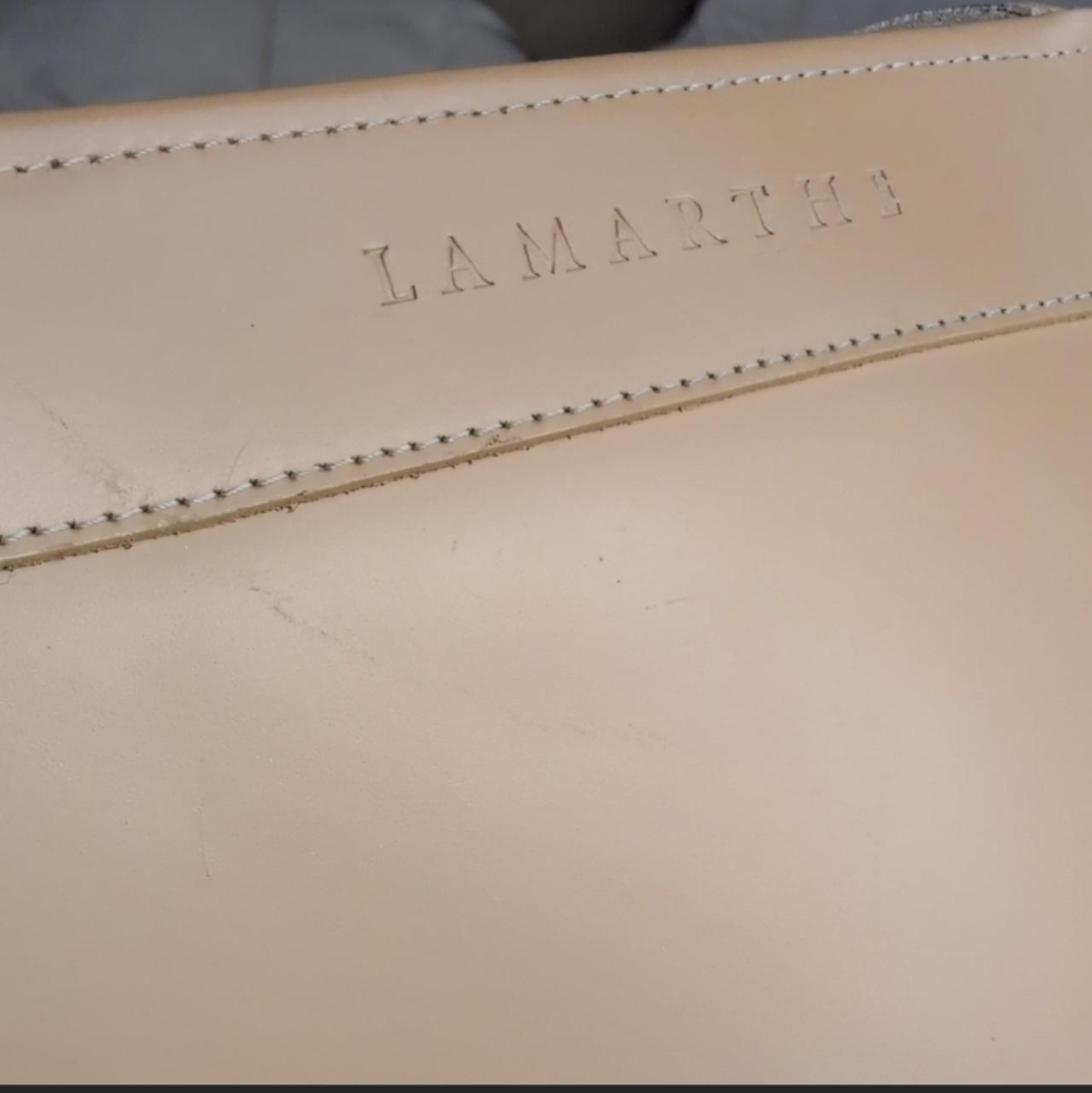 Lamarthe Paris creamy tan leather shoulder tote with lime green/yellow interior - Picture 5 of 8